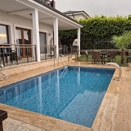 منظر Villa Sapanca
